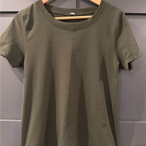 Athleta Dark Olive Short Sleeve Tee